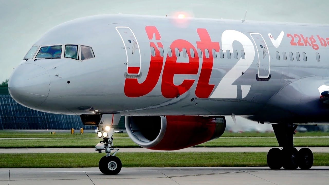 Jet2 757